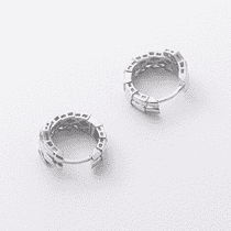 обзорное фото Серьги-конго в белом золоте с фианитами "Змея" 040945 Золотые серьги с фианитом обзорное фото Серьги-конго в белом золоте с фианитами "Змея" 040945  Золотые серьги с фианитом