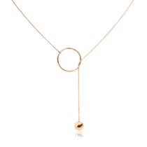 обзорное фото Колье из красного золота с шариком без замка 034622 Золотые цепочки обзорное фото Колье из красного золота с шариком без замка 034622  Золотые цепочки