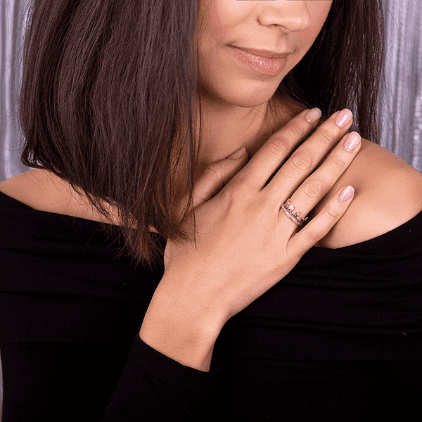 Золотое кольцо корона с камнями Золотое кольцо корона с камнями