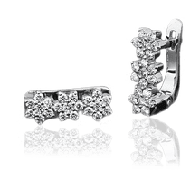 обзорное фото Серьги из белого золота с бриллиантами 023129  Золотые серьги с бриллиантами