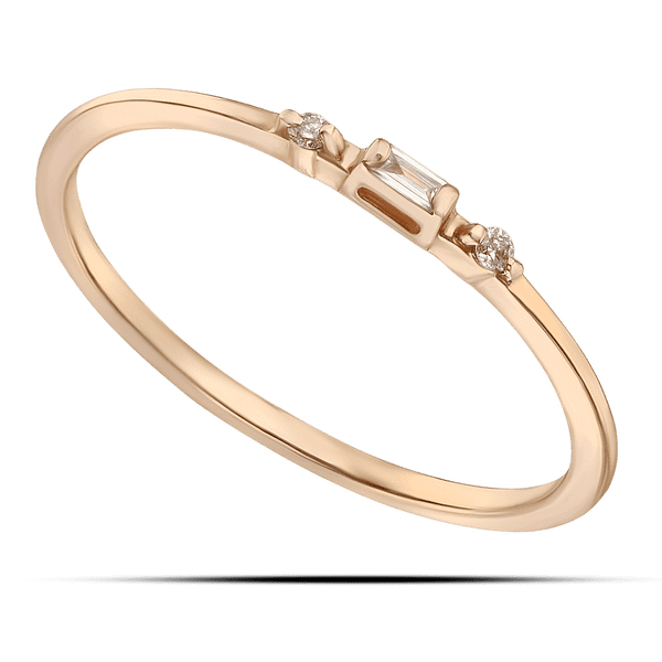 Тонкое золотое кольцо с тремя бриллиантами 034654 детальное изображение ювелирного изделия Золотые кольца Тонкое золотое кольцо с тремя бриллиантами 034654 детальное изображение ювелирного изделия Золотые кольца