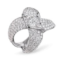 обзорное фото Кольцо из белого золота с бриллиантами R0642  Золотые кольца с бриллиантами