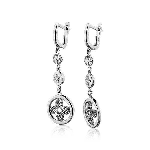 Золоті сережки в білому золоті "Клевір" з фіанітами 028418 детальне зображення ювелірного виробу Золоті сережки в білому золоті "Клевір" з фіанітами 028418 детальне зображення ювелірного виробу