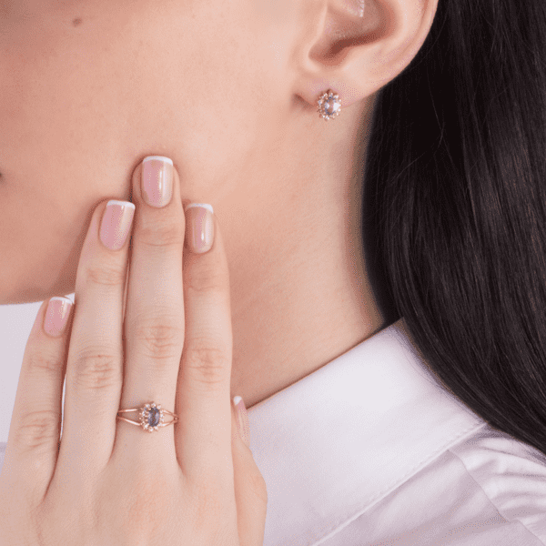 Золотое кольцо и серьги с аметистом Золотое кольцо и серьги с аметистом