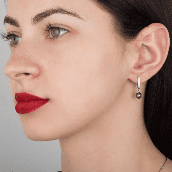 Золотые серьги с бриллиантами и жемчугом 025651 купить Золотые серьги с бриллиантами и жемчугом 025651 купить