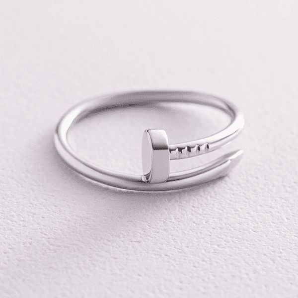 Золотое кольцо в форме гвоздя в белом золоте 585 пробы 038004 детальное изображение ювелирного изделия Золотые кольца без вставок Золотое кольцо в форме гвоздя в белом золоте 585 пробы 038004 детальное изображение ювелирного изделия Золотые кольца без вставок