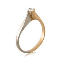 обзорное фото Кольцо с бриллиантом 024665  Золотые кольца для помолвки с бриллиантом