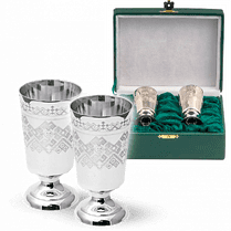 обзорное фото Серебряный набор из двух рюмок с гравировкой Вышиванка 925 пробы 031447 Наборы столового серебра обзорное фото Серебряный набор из двух рюмок с гравировкой Вышиванка 925 пробы 031447  Наборы столового серебра