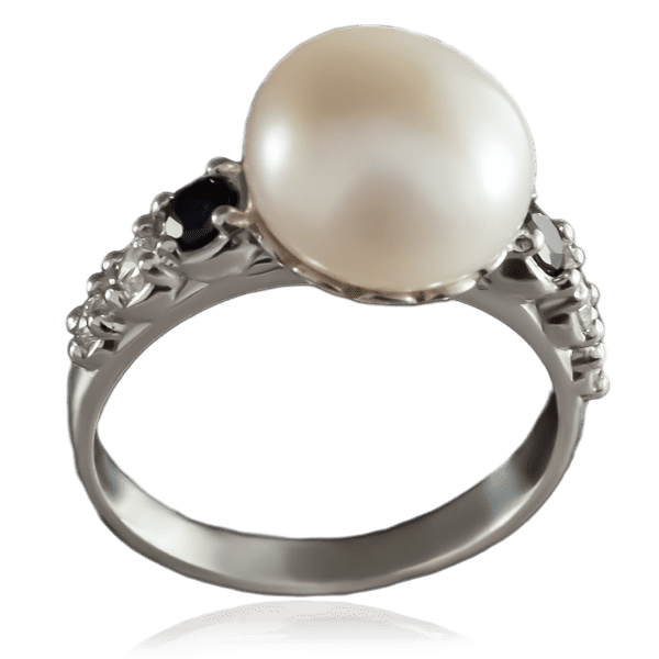 Серебряное кольцо с жемчугом 023235 детальное изображение ювелирного изделия Серебряные кольца со вставками Серебряное кольцо с жемчугом 023235 детальное изображение ювелирного изделия Серебряные кольца со вставками