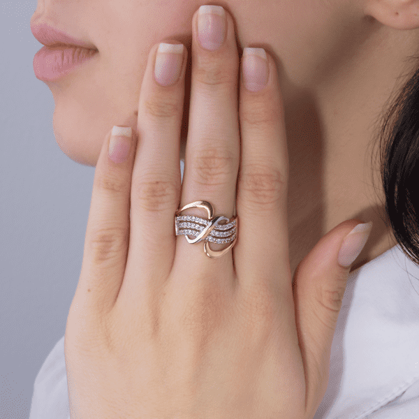 Кольцо с цирконием. Фото. Кольцо с цирконием. Фото.