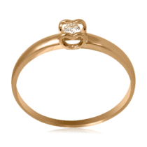 обзорное фото Золотое кольцо с бриллиантом Сердце R0692  Золотые кольца для помолвки с бриллиантом