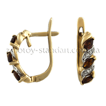 обзорное фото Золотые серьги с гранатом и бриллиантами 2097 Золотые серьги с гранатом обзорное фото Золотые серьги с гранатом и бриллиантами 2097  Золотые серьги с гранатом