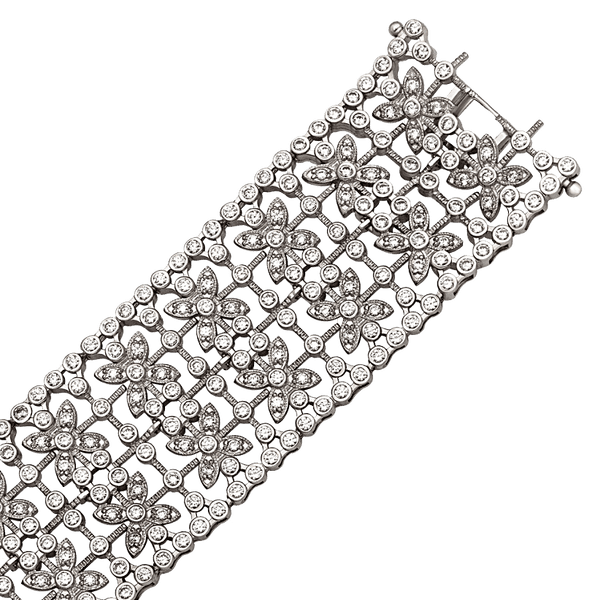 Масивний срібний браслет з фіанітами 038804 детальне зображення ювелірного виробу Масивний срібний браслет з фіанітами 038804 детальне зображення ювелірного виробу