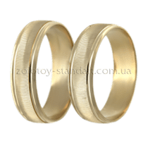 обзорное фото Золотое обручальное кольцо К10530  Золотые обручальные кольца с алмазной гранью