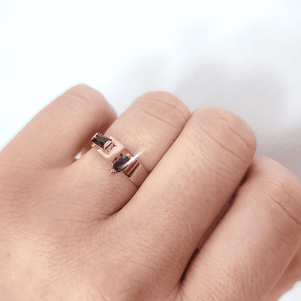 кольцо с фианитом черным кольцо с фианитом черным