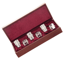 обзорное фото Набор серебряных стопок с гравировкой Орнамент 031465 Наборы столового серебра обзорное фото Набор серебряных стопок с гравировкой Орнамент 031465  Наборы столового серебра