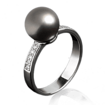 обзорное фото Кольцо из белого золота с жемчугом и бриллиантами 1070/1  Золотые кольца с жемчугом