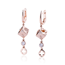 обзорное фото Золотые серьги подвески с фианитами 029252 Золотые серьги с фианитом обзорное фото Золотые серьги подвески с фианитами 029252  Золотые серьги с фианитом