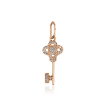 обзорное фото Золотой подвес Волшебный ключик с фианитами 028107 Золотой кулон Ключик обзорное фото Золотой подвес Волшебный ключик с фианитами 028107  Золотой кулон Ключик