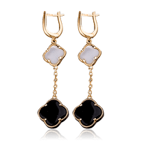 обзорное фото Золотые серьги с перламутром и ониксом 028358 Золотые серьги с перламутром обзорное фото Золотые серьги с перламутром и ониксом 028358  Золотые серьги с перламутром