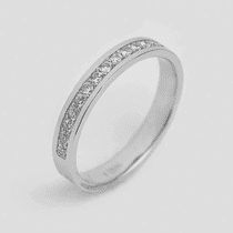обзорное фото Тонкое обручальное кольцо в белом золоте с дорожкой бриллиантов 041190  Обручальные кольца с бриллиантами