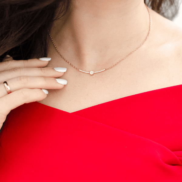 Золотое колье с фианитами Золотое колье с фианитами