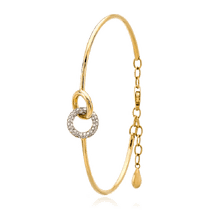 обзорное фото Жесткий золотой браслет кольца с фианитами 036806 Золотые браслеты обзорное фото Жесткий золотой браслет кольца с фианитами 036806  Золотые браслеты