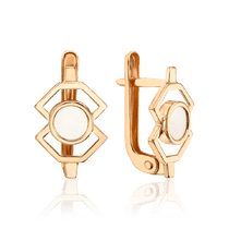 обзорное фото Золотые серьги в минималистическом дизайне с перламутром 035289 Золотые серьги обзорное фото Золотые серьги в минималистическом дизайне с перламутром 035289  Золотые серьги