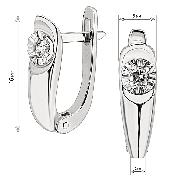 Серьги из белого золота заужены вниз с центральным круглым бриллиантом в рельефной оправе Серьги из белого золота заужены вниз с центральным круглым бриллиантом в рельефной оправе