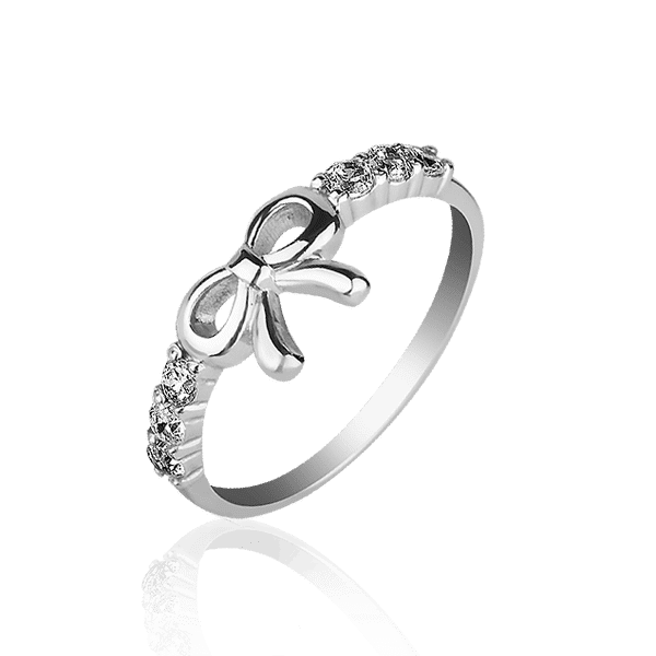 Золотое кольцо в белом золоте с фианитом Бантик 028986 детальное изображение ювелирного изделия Золотые кольца с фианитом Золотое кольцо в белом золоте с фианитом Бантик 028986 детальное изображение ювелирного изделия Золотые кольца с фианитом