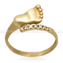 обзорное фото Золотое кольцо с ножкой 001101  Золотые кольца пяточка младенца
