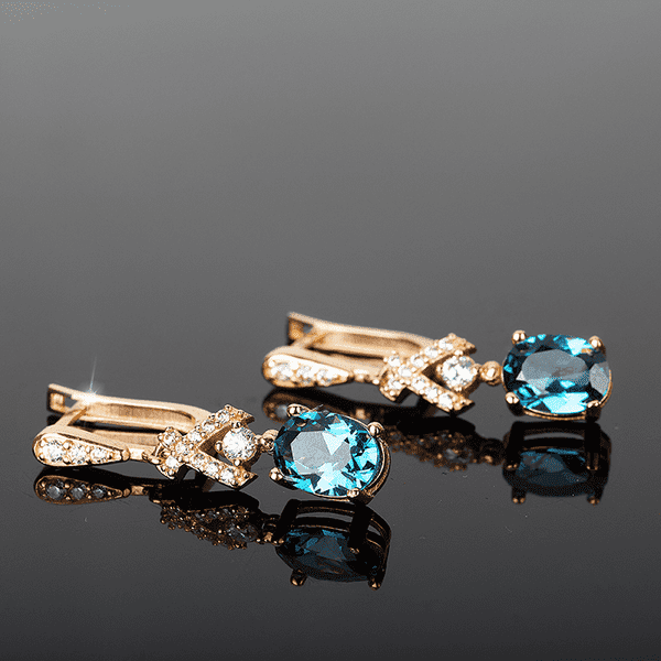 серьги с камнем в золотой оправе серьги с камнем в золотой оправе