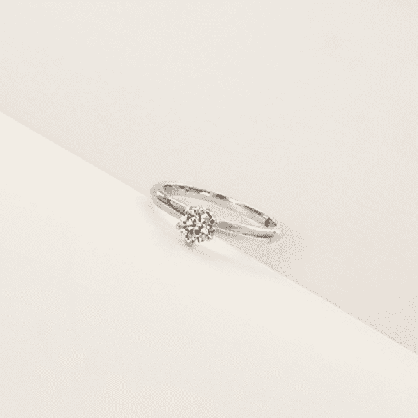 Каблучка для заручин з білого золота з діамантом 024494 детальне зображення ювелірного виробу Каблучка для заручин з білого золота з діамантом 024494 детальне зображення ювелірного виробу