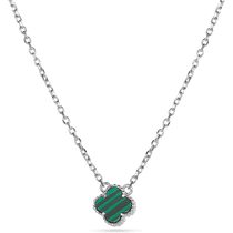 обзорное фото Серебряное колье с малахитом Клевер 925 пробы 039379 Серебряные колье обзорное фото Серебряное колье с малахитом Клевер 925 пробы 039379  Серебряные колье