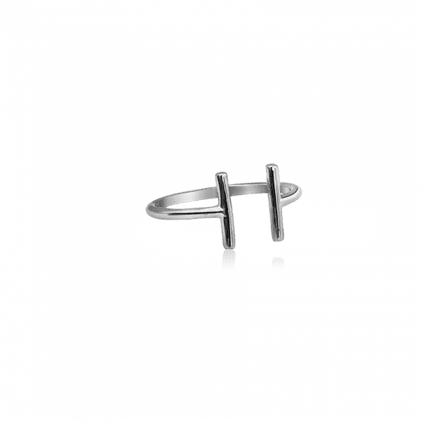 Серебряное кольцо 026179 детальное изображение ювелирного изделия Серебряные кольца без вставок Серебряное кольцо 026179 детальное изображение ювелирного изделия Серебряные кольца без вставок