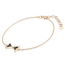 обзорное фото Золотой браслет с геометрической композицией, инкрустированной черным агатом 041014  Браслеты с агатом