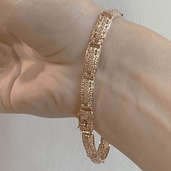 Золотые женские часы Золотые женские часы