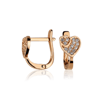 обзорное фото Серьги из красного золота с фианитами на английском замке Сердечко 030726 Золотые серьги с английским замком обзорное фото Серьги из красного золота с фианитами на английском замке Сердечко 030726  Золотые серьги с английским замком