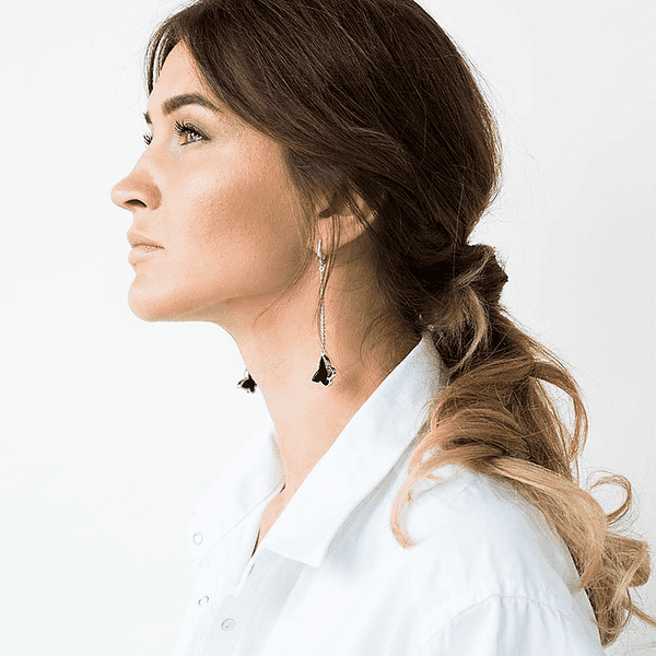 длинные золотые сережки бабочки с ониксом длинные золотые сережки бабочки с ониксом