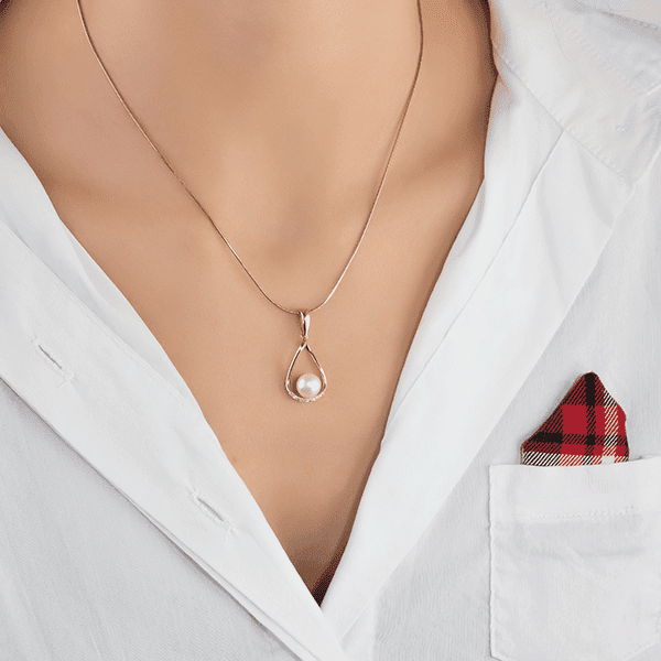 Золотой подвес с жемчугом 4121411 фото Золотой подвес с жемчугом 4121411 фото