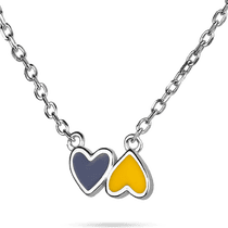 обзорное фото Серебряное колье с маленькими сердечками с желто - голубой эмалью 039480 Серебряные колье обзорное фото Серебряное колье с маленькими сердечками с желто - голубой эмалью 039480  Серебряные колье