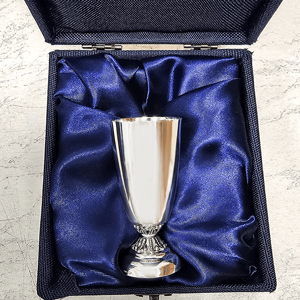 Стопка на ніжці 925 проби столове срібло Стопка на ніжці 925 проби столове срібло