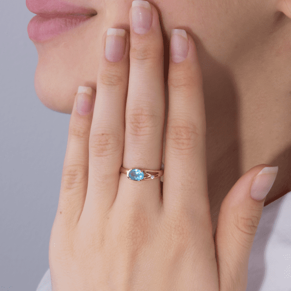 Кольцо с топазом. Фото. Кольцо с топазом. Фото.