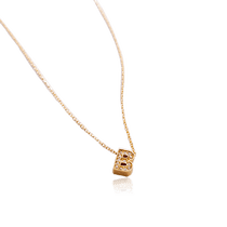 обзорное фото Колье буква В из желтого золота 585 с фианитами 032805  Золотые цепочки