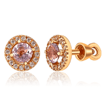 обзорное фото Круглые золотые серьги пусеты с аметистом и фианитами 036255 Золотые серьги обзорное фото Круглые золотые серьги пусеты с аметистом и фианитами 036255  Золотые серьги