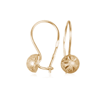 обзорное фото Детские золотые серьги Шарики 023088 Серьги без камней обзорное фото Детские золотые серьги Шарики 023088  Серьги без камней