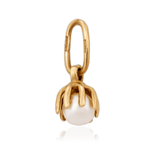 обзорное фото Золотой подвес с жемчугом 62005 Золотые кулоны с жемчугом обзорное фото Золотой подвес с жемчугом 62005  Золотые кулоны с жемчугом