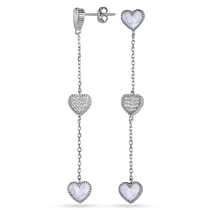 обзорное фото Серебряные серьги с фианитами Сердечки 038335 Серебряные серьги с камнями обзорное фото Серебряные серьги с фианитами Сердечки 038335  Серебряные серьги с камнями