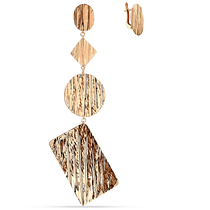 обзорное фото Ассиметричные серьги в красном золоте на английском замке 033813 Золотые длинные серьги обзорное фото Ассиметричные серьги в красном золоте на английском замке 033813  Золотые длинные серьги