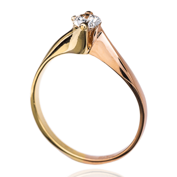 Кольцо с бриллиантом 023285 детальное изображение ювелирного изделия Золотые кольца для помолвки с бриллиантом Кольцо с бриллиантом 023285 детальное изображение ювелирного изделия Золотые кольца для помолвки с бриллиантом